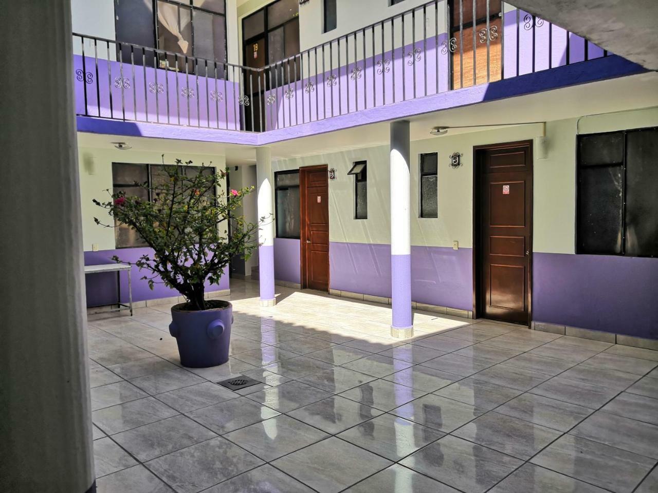 Hotel Los Arcos Pénjamo Eksteriør bilde