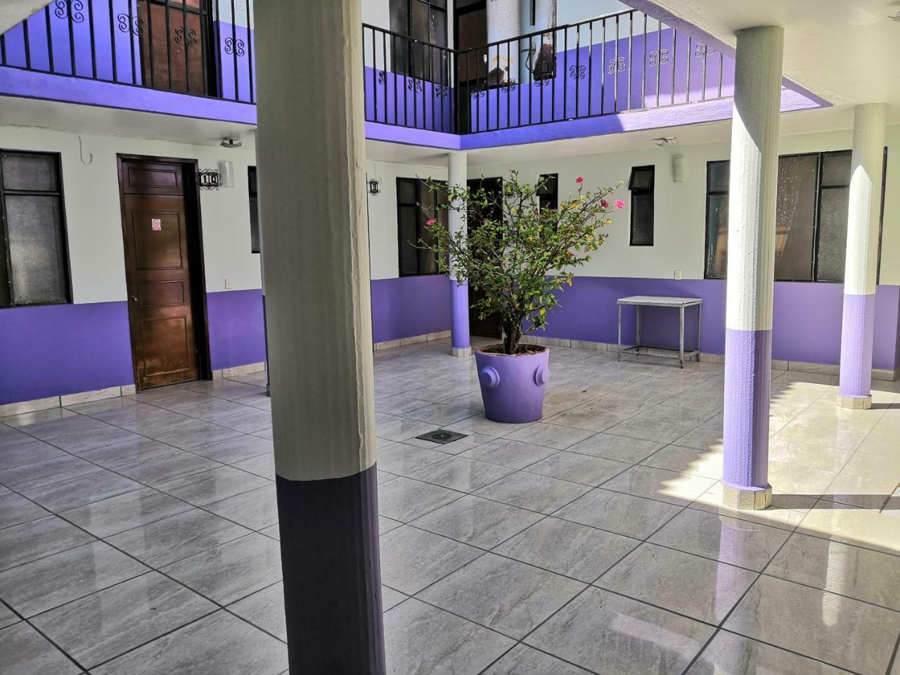 Hotel Los Arcos Pénjamo Eksteriør bilde